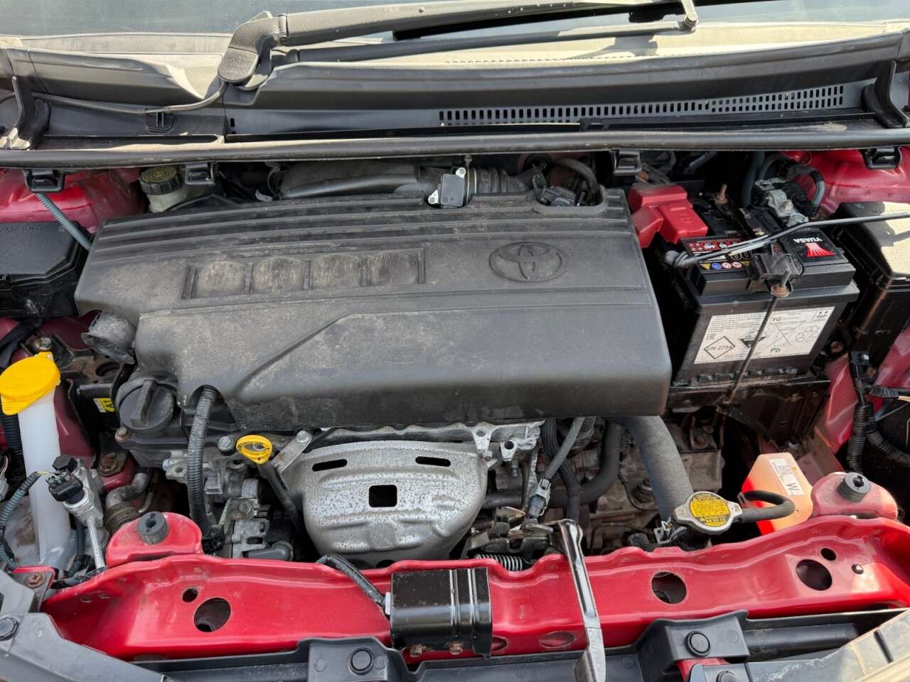 2016 TOYOTA YARIS 2016 TOYOTA YARIS