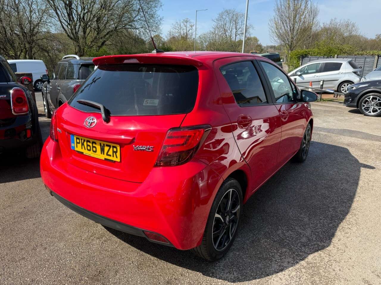 2016 TOYOTA YARIS 2016 TOYOTA YARIS