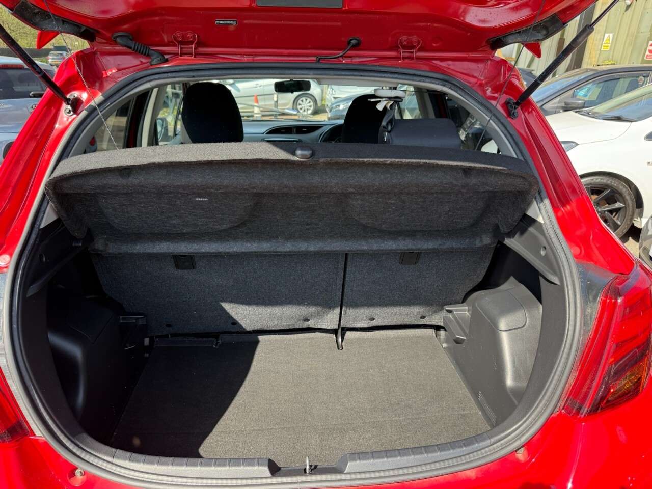 2016 TOYOTA YARIS 2016 TOYOTA YARIS