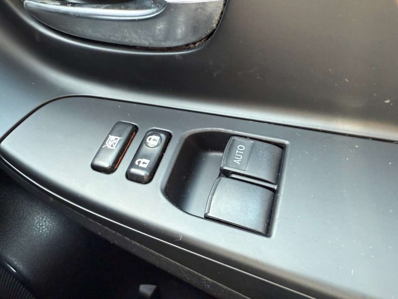 2016 TOYOTA YARIS 2016 TOYOTA YARIS