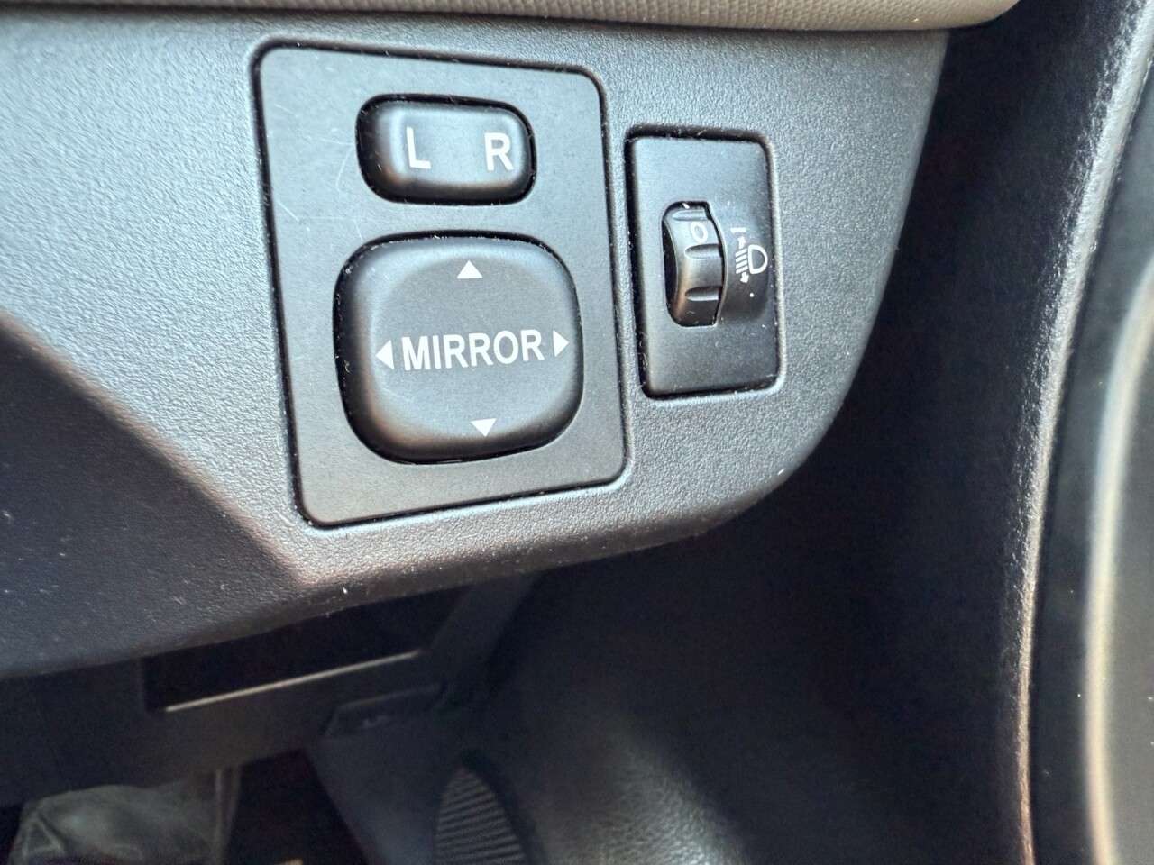 2016 TOYOTA YARIS 2016 TOYOTA YARIS