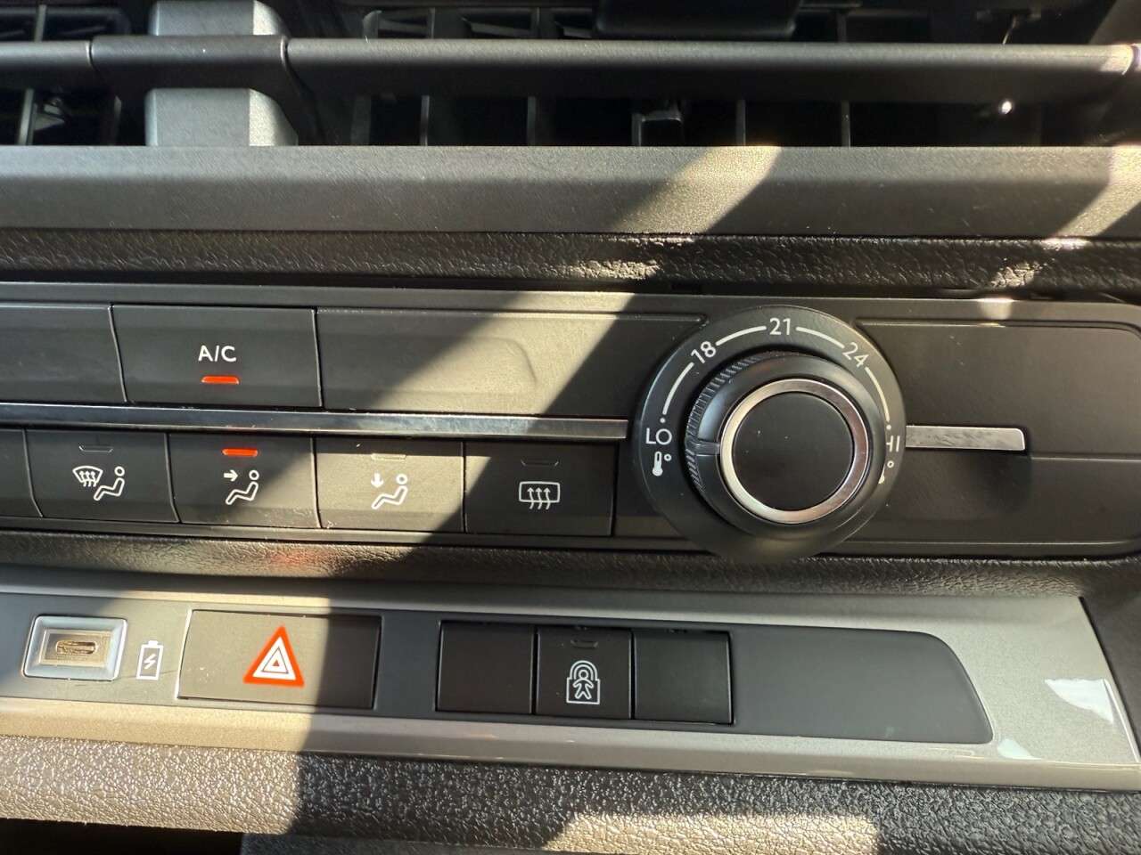 2025 VAUXHALL VIVARO LIFE ELECTRIC 2025 VAUXHALL VIVARO LIFE ELECTRIC