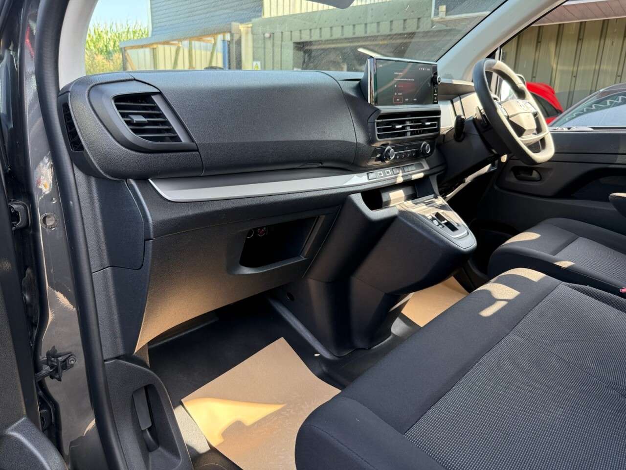 2025 VAUXHALL VIVARO LIFE ELECTRIC 2025 VAUXHALL VIVARO LIFE ELECTRIC