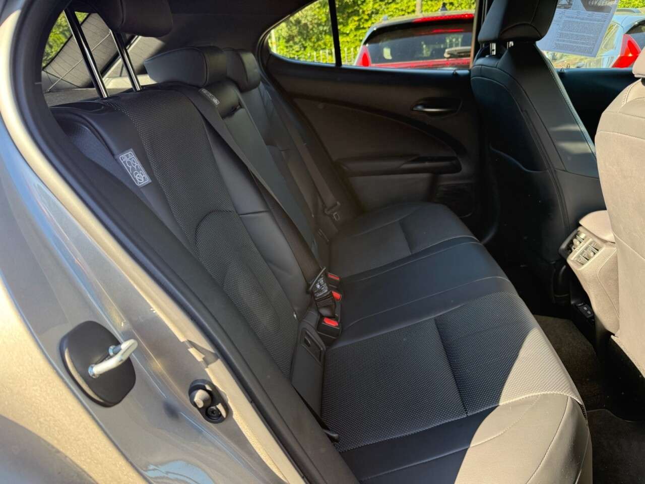 2025 LEXUS UX 2025 LEXUS UX