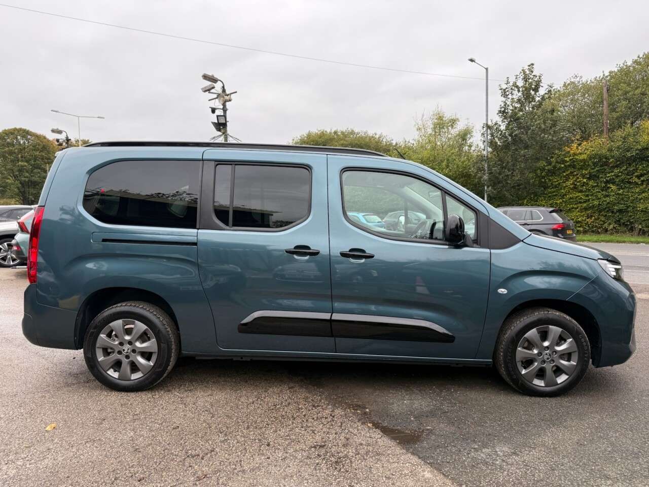 2025 VAUXHALL COMBO LIFE ELECTRIC 2025 VAUXHALL COMBO LIFE ELECTRIC