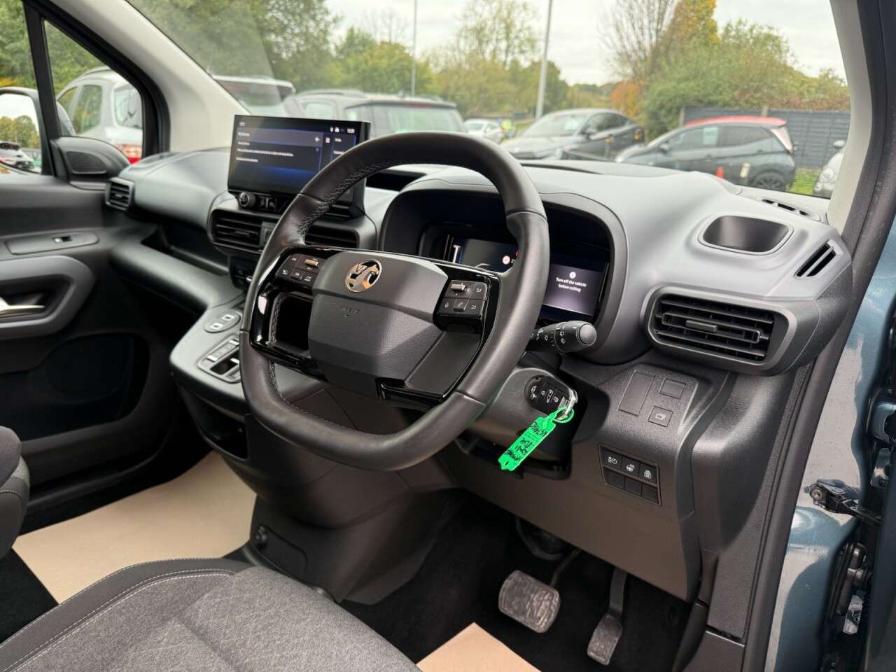 2025 VAUXHALL COMBO LIFE ELECTRIC 2025 VAUXHALL COMBO LIFE ELECTRIC