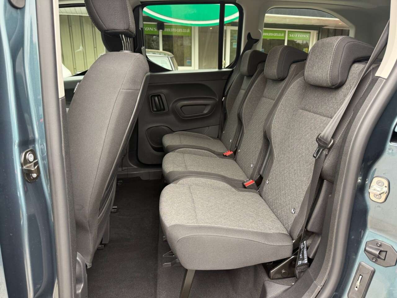 2025 VAUXHALL COMBO LIFE ELECTRIC 2025 VAUXHALL COMBO LIFE ELECTRIC