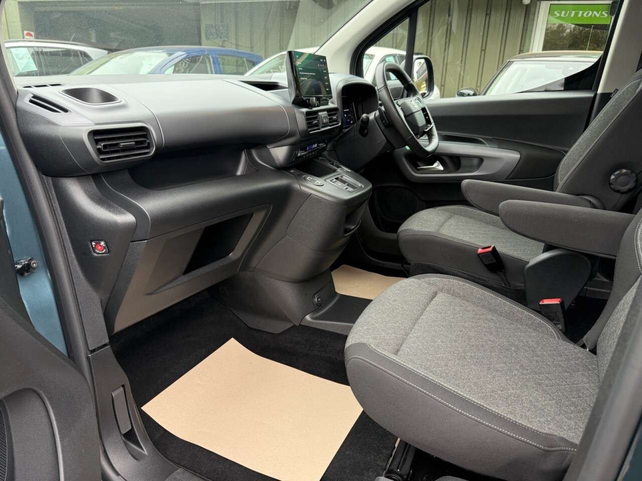 2025 VAUXHALL COMBO LIFE ELECTRIC 2025 VAUXHALL COMBO LIFE ELECTRIC