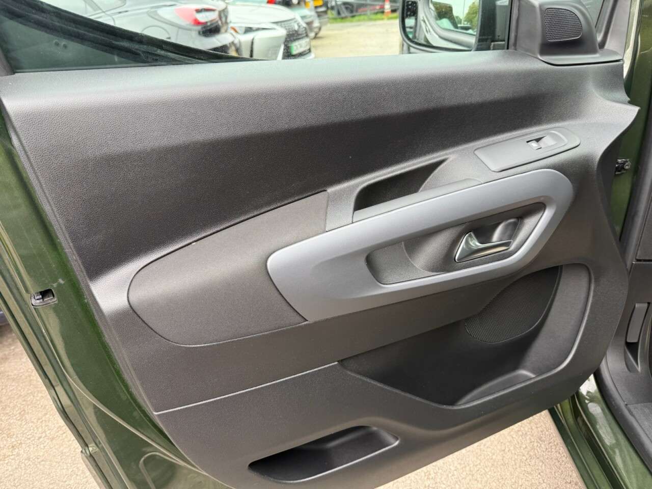 2024 VAUXHALL COMBO LIFE ELECTRIC 2024 VAUXHALL COMBO LIFE ELECTRIC