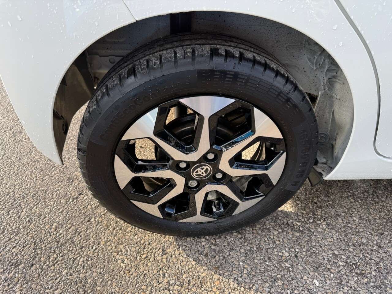 2021 TOYOTA AYGO 2021 TOYOTA AYGO