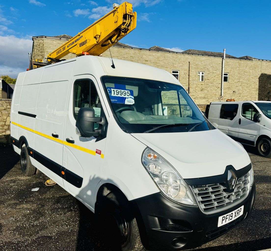 Check out this Renault Trucks Master 2019 Diesel Manual