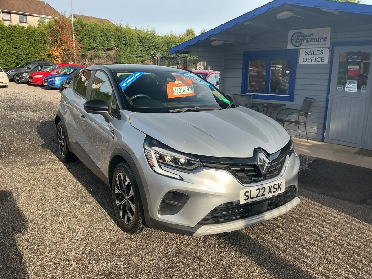 Check out this Renault Captur 2022 Petrol Manual