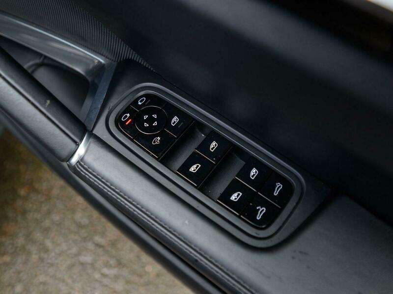 2019 PORSCHE CAYENNE 2019 PORSCHE CAYENNE