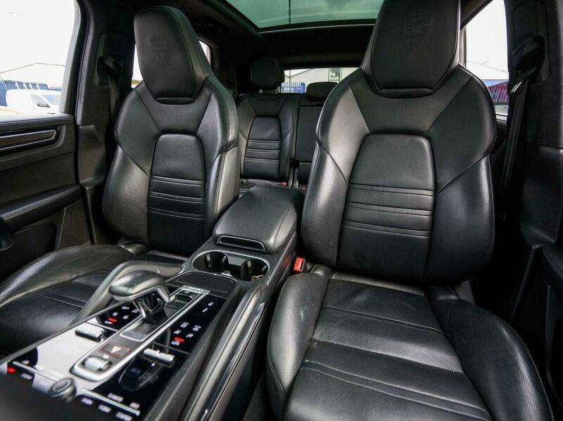 2018 PORSCHE CAYENNE 2018 PORSCHE CAYENNE