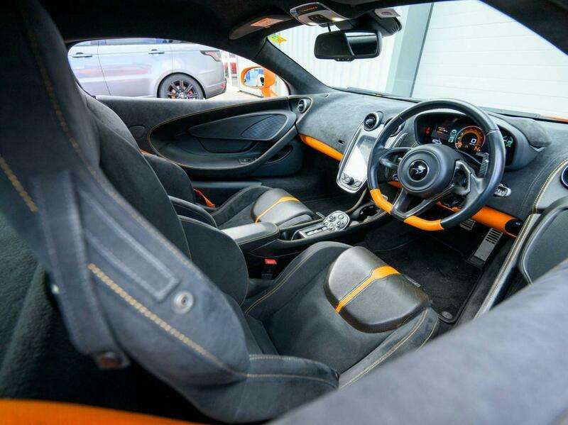 2017 MCLAREN 570S 2017 MCLAREN 570S