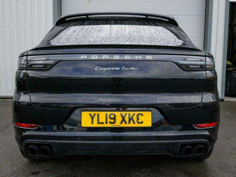 2019 PORSCHE CAYENNE 2019 PORSCHE CAYENNE