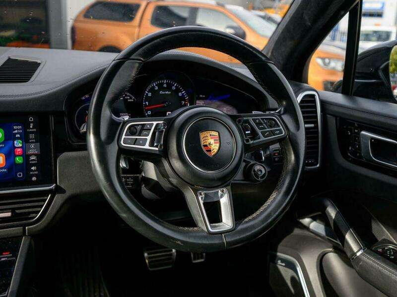 2018 PORSCHE CAYENNE 2018 PORSCHE CAYENNE