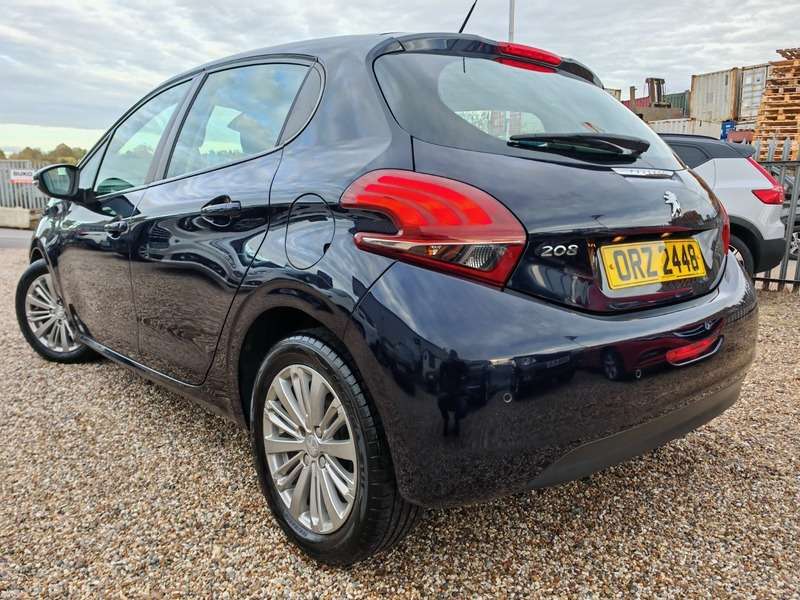 2018 PEUGEOT 208 2018 PEUGEOT 208
