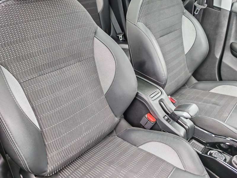 2019 PEUGEOT 2008 2019 PEUGEOT 2008