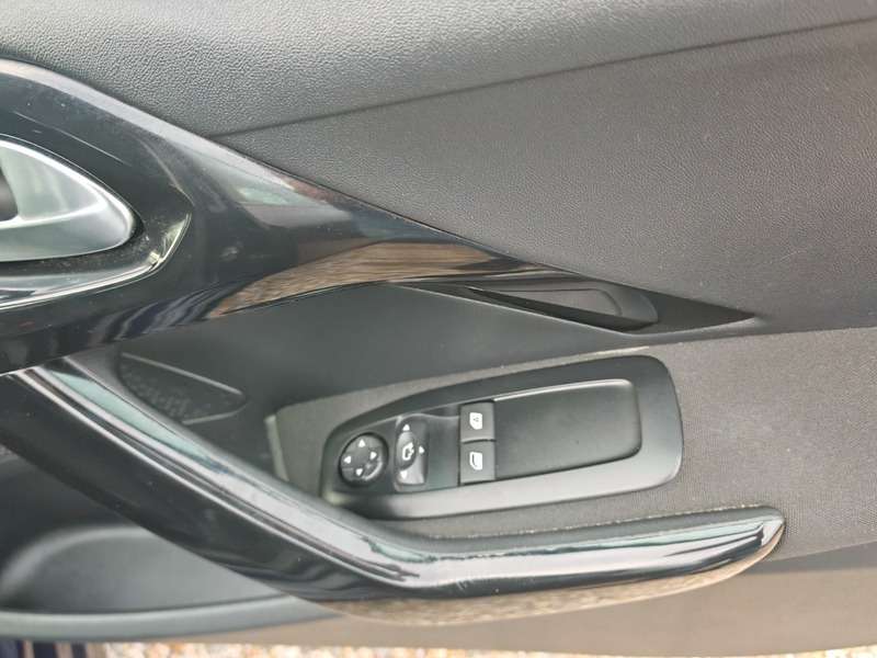 2018 PEUGEOT 208 2018 PEUGEOT 208