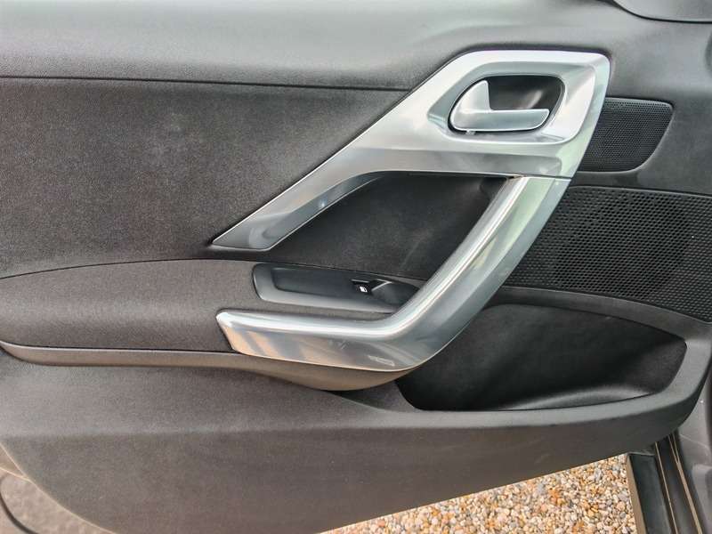 2019 PEUGEOT 2008 2019 PEUGEOT 2008