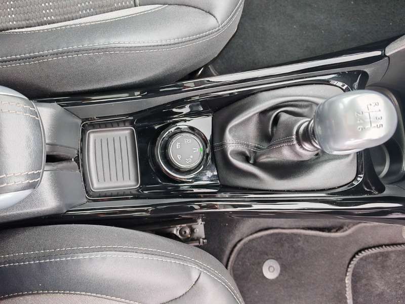 2019 PEUGEOT 2008 2019 PEUGEOT 2008