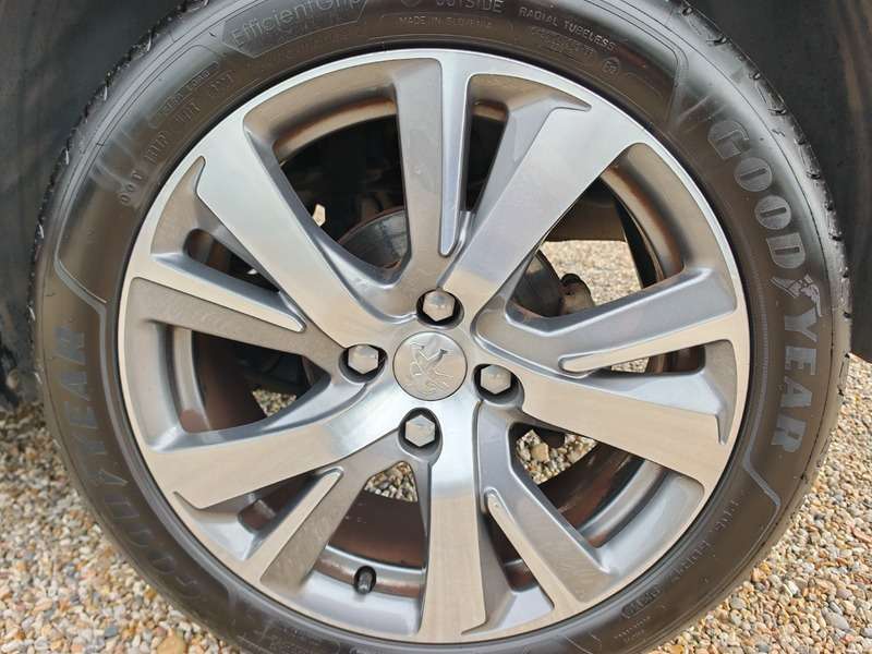 2019 PEUGEOT 2008 2019 PEUGEOT 2008