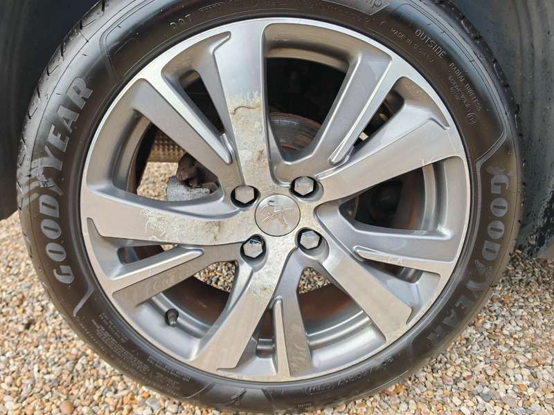 2019 PEUGEOT 2008 2019 PEUGEOT 2008