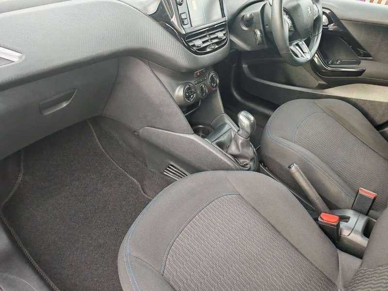 2018 PEUGEOT 208 2018 PEUGEOT 208