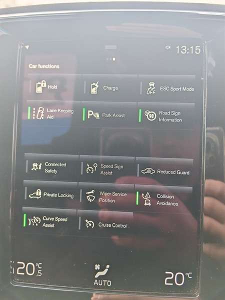 2021 VOLVO XC40 2021 VOLVO XC40