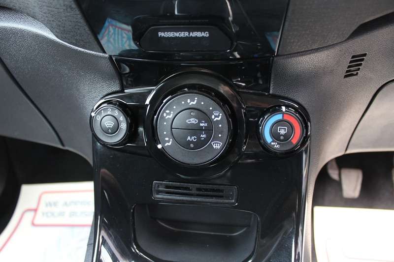 2015 FORD FIESTA 2015 FORD FIESTA