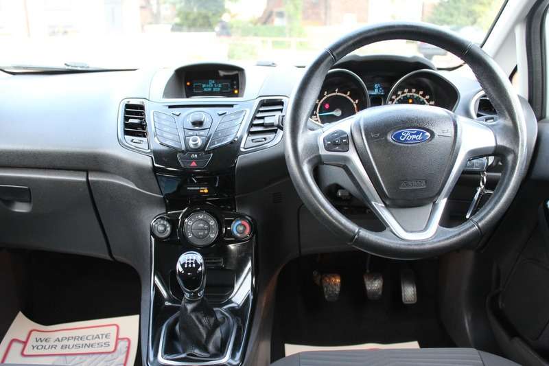 2013 FORD FIESTA 2013 FORD FIESTA