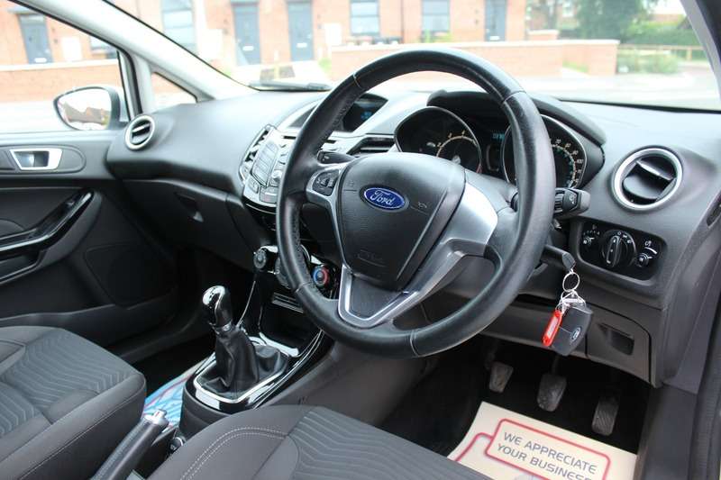 2015 FORD FIESTA 2015 FORD FIESTA