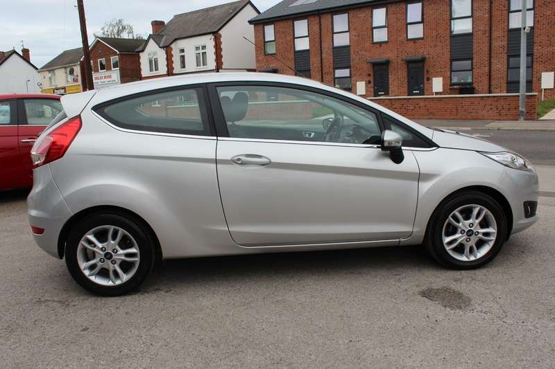 2015 FORD FIESTA 2015 FORD FIESTA