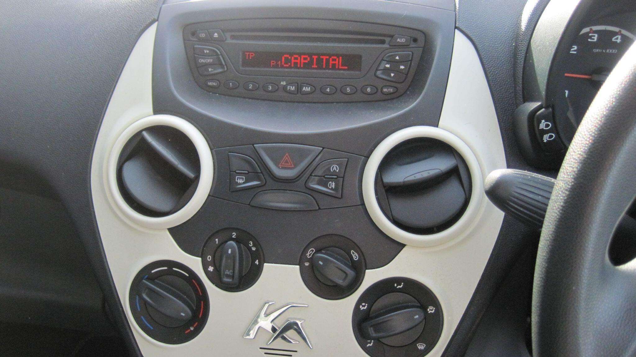 2013 FORD KA 2013 FORD KA