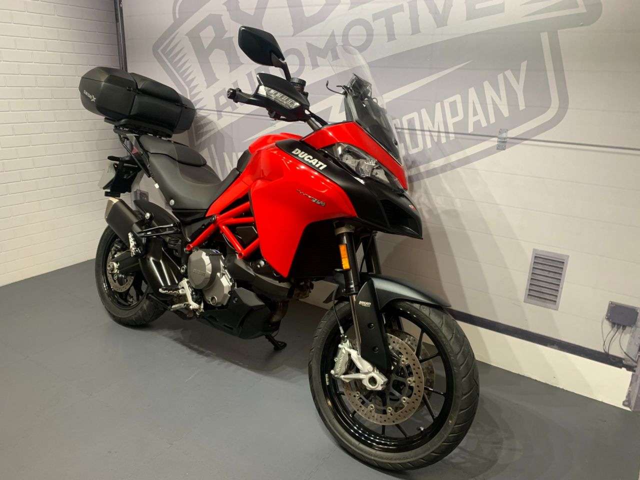 2019 DUCATI MULTISTRADA 950 2019 DUCATI MULTISTRADA 950