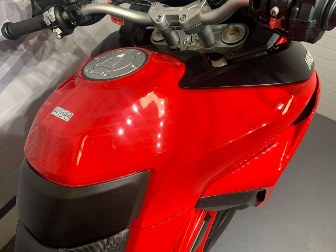 2019 DUCATI MULTISTRADA 950 2019 DUCATI MULTISTRADA 950