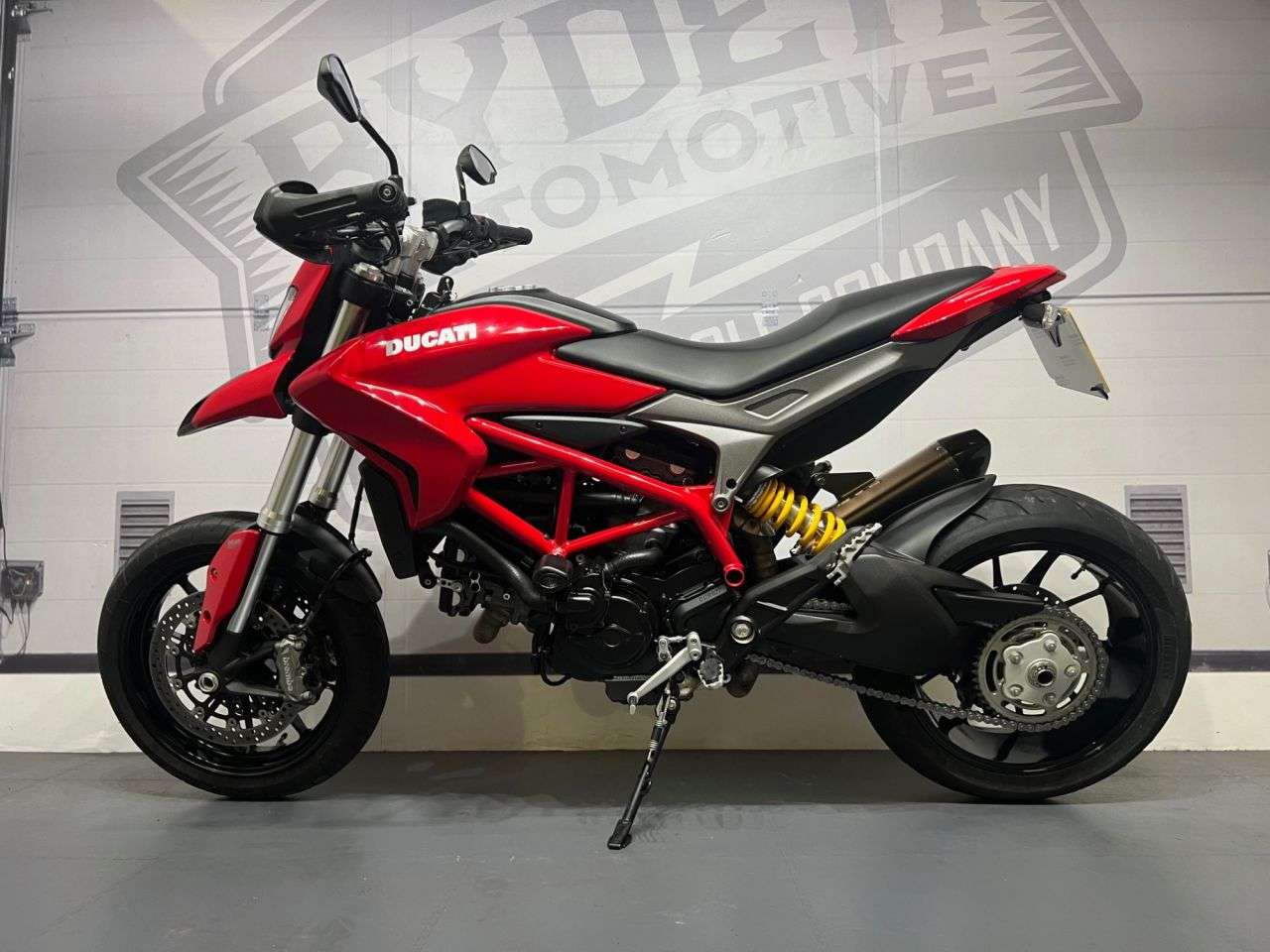 2015 DUCATI HYPERMOTARD 2015 DUCATI HYPERMOTARD