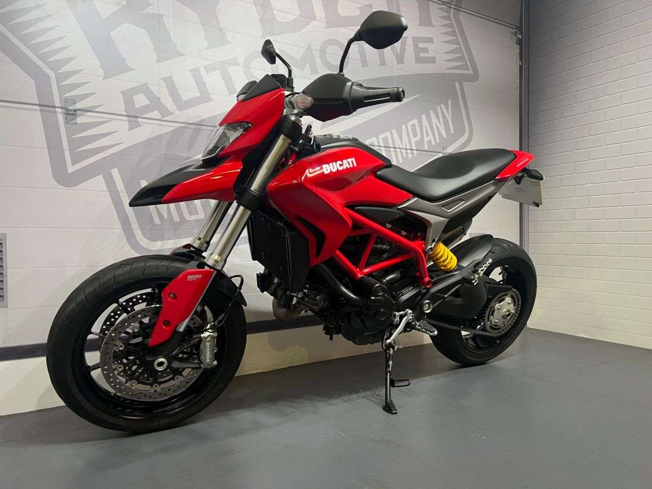 2015 DUCATI HYPERMOTARD 2015 DUCATI HYPERMOTARD