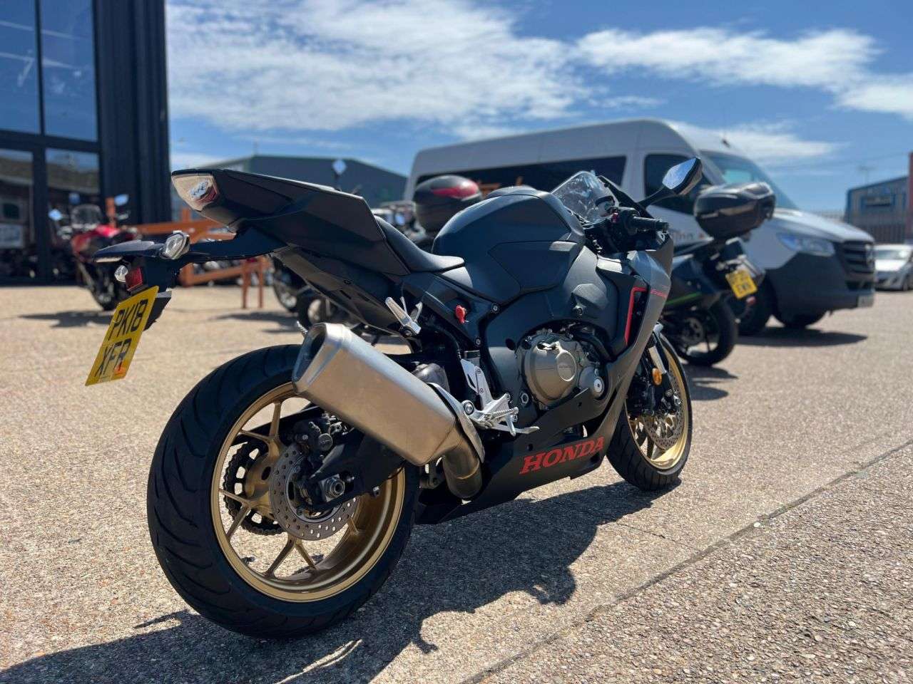 2018 HONDA CBR1000RR FIREBLADE 2018 HONDA CBR1000RR FIREBLADE