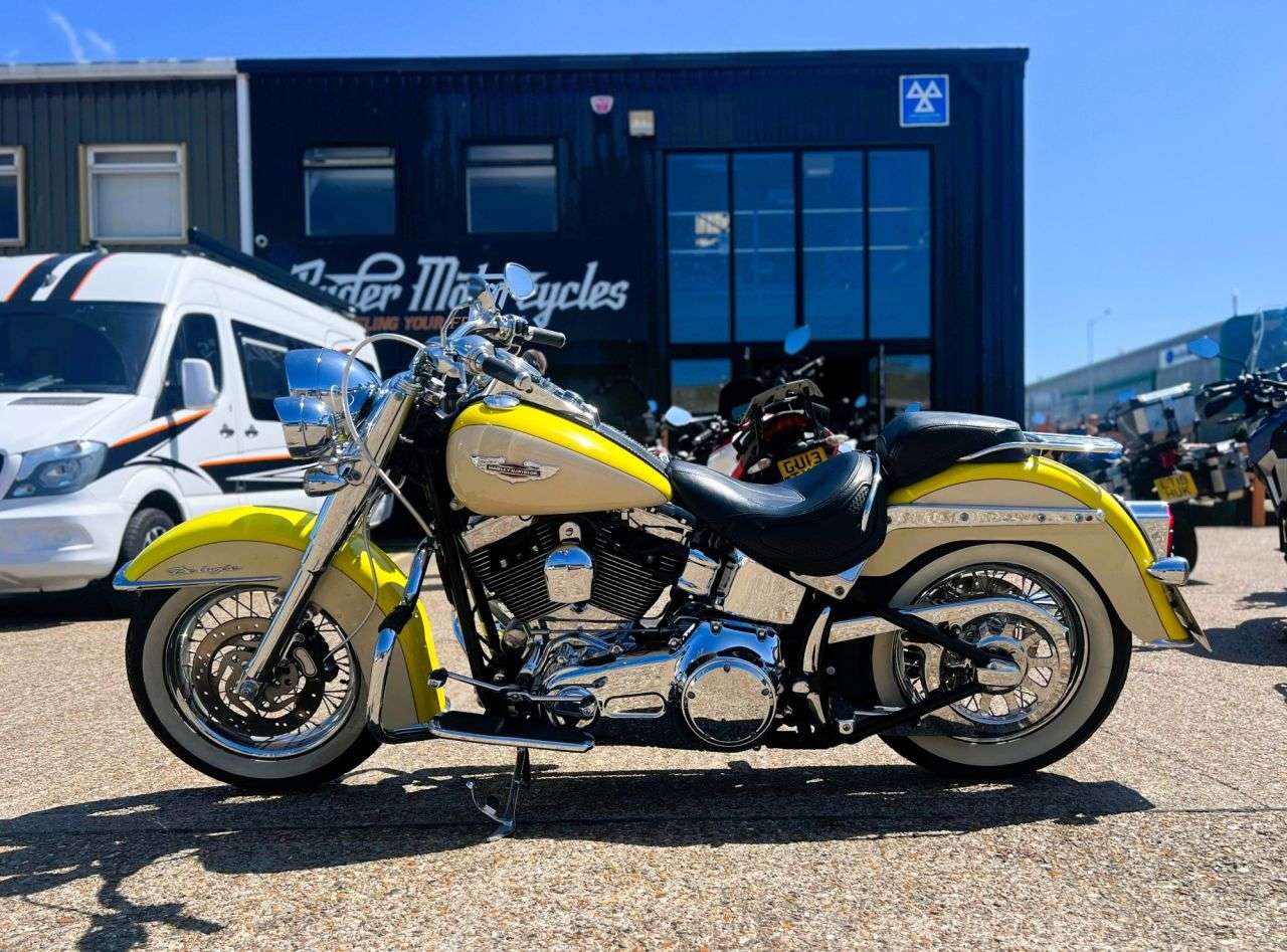 2009 HARLEY-DAVIDSON SOFTAIL 2009 HARLEY-DAVIDSON SOFTAIL