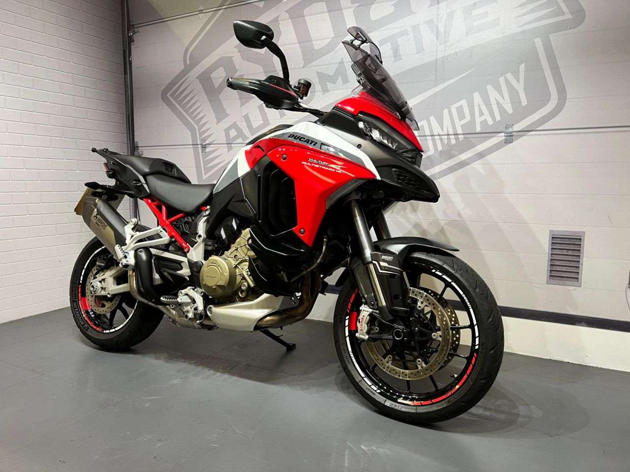 2021 DUCATI MULTISTRADA V4 2021 DUCATI MULTISTRADA V4