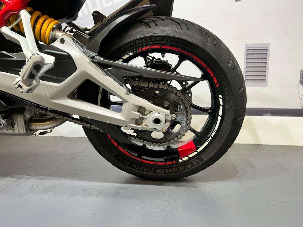 2021 DUCATI MULTISTRADA V4 2021 DUCATI MULTISTRADA V4