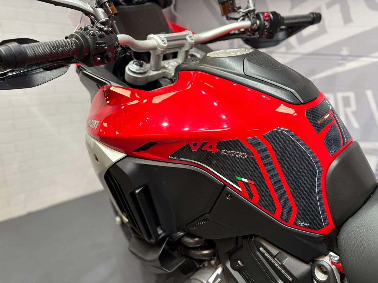 2022 DUCATI MULTISTRADA V4 2022 DUCATI MULTISTRADA V4