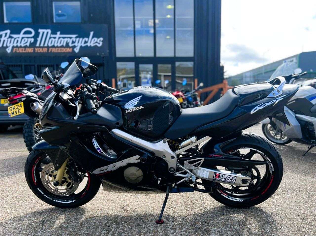 2005 HONDA CBR600F 2005 HONDA CBR600F