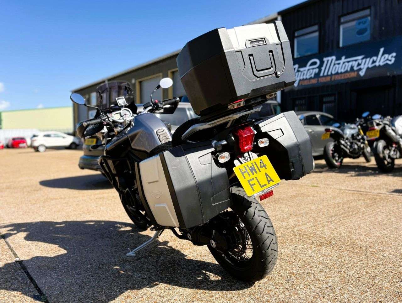 2014 TRIUMPH EXPLORER 2014 TRIUMPH EXPLORER