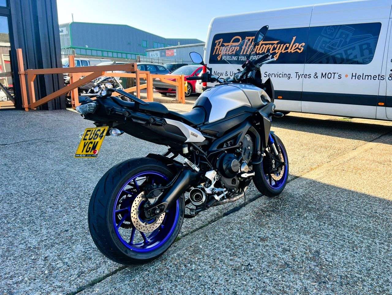 2015 YAMAHA TRACER 900 2015 YAMAHA TRACER 900