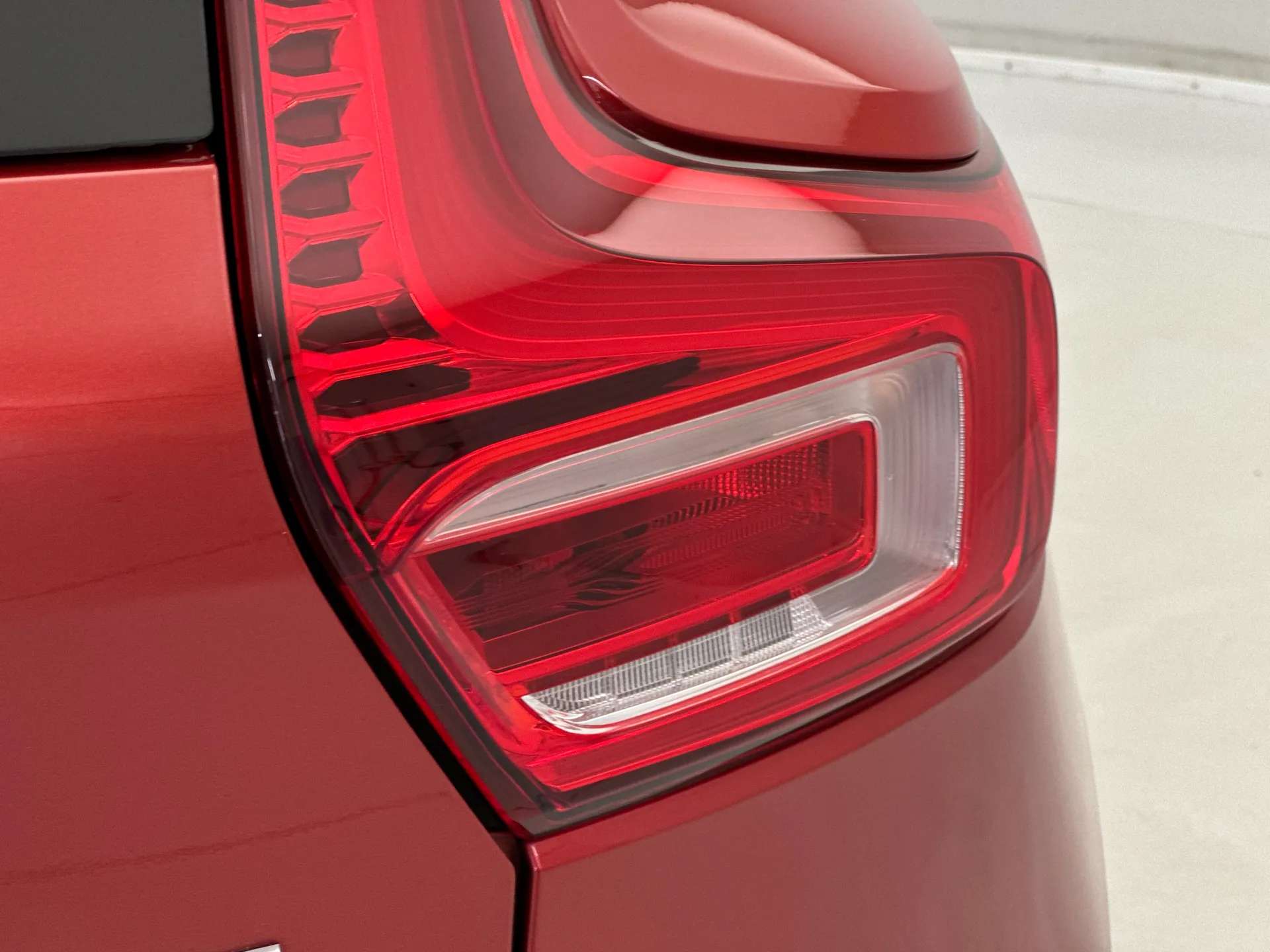 2022 VOLVO XC40 2022 VOLVO XC40