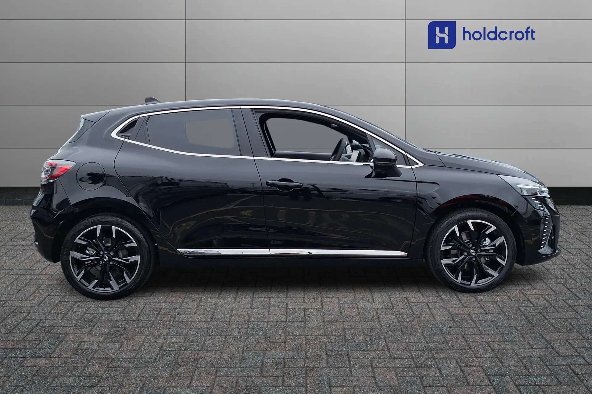 2025 RENAULT CLIO 2025 RENAULT CLIO