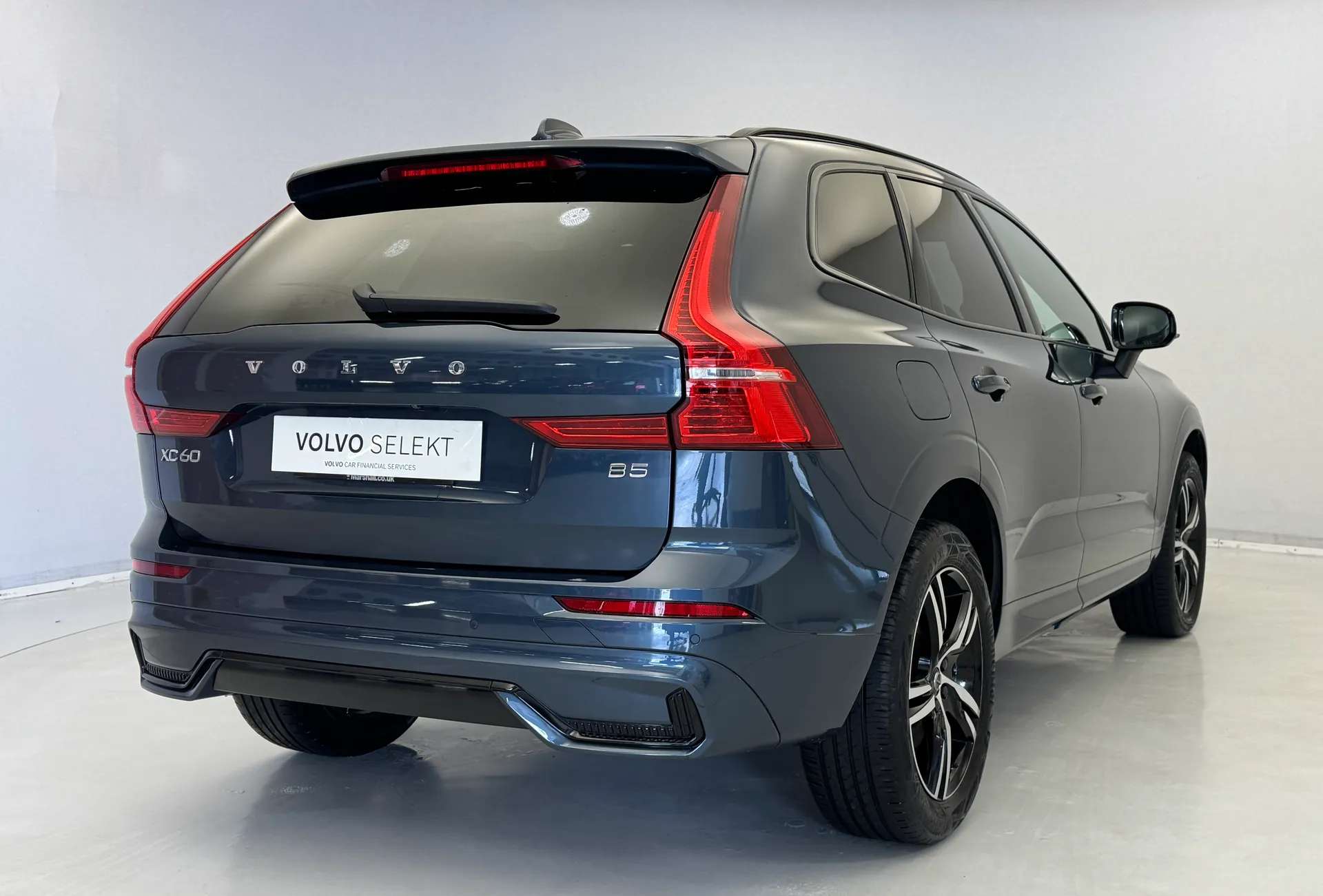 2021 VOLVO XC60 2021 VOLVO XC60